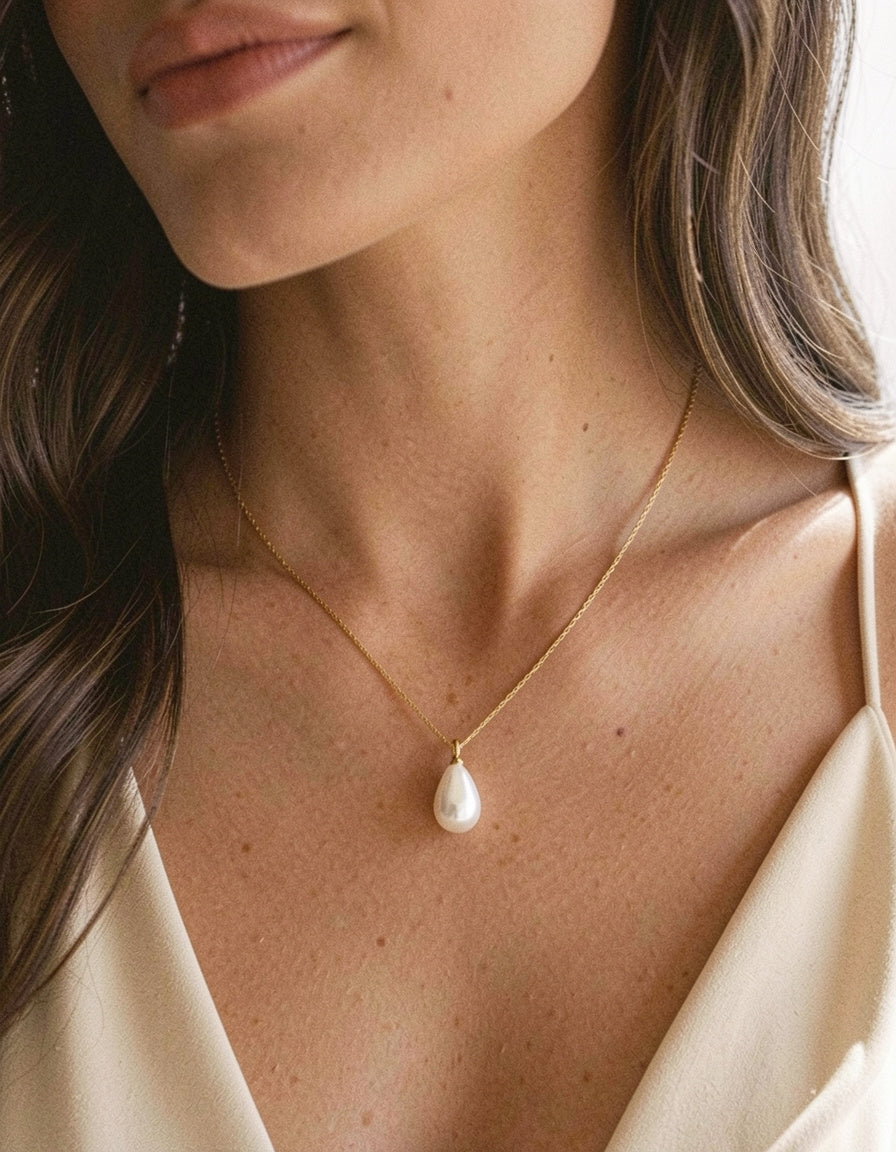 Pearl Pendant Necklace